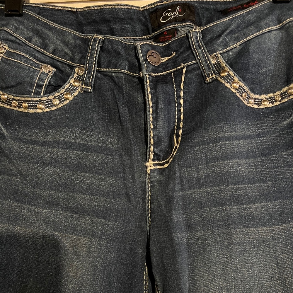Earl Jeans